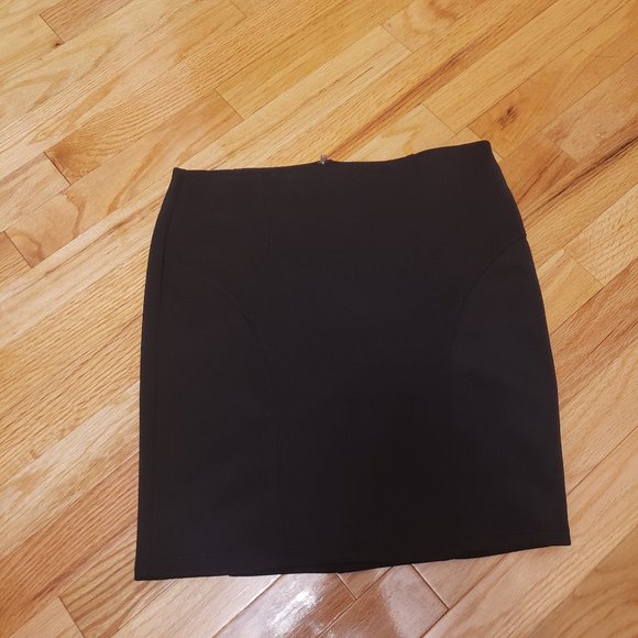 Black Skirt - Picture 1 of 4